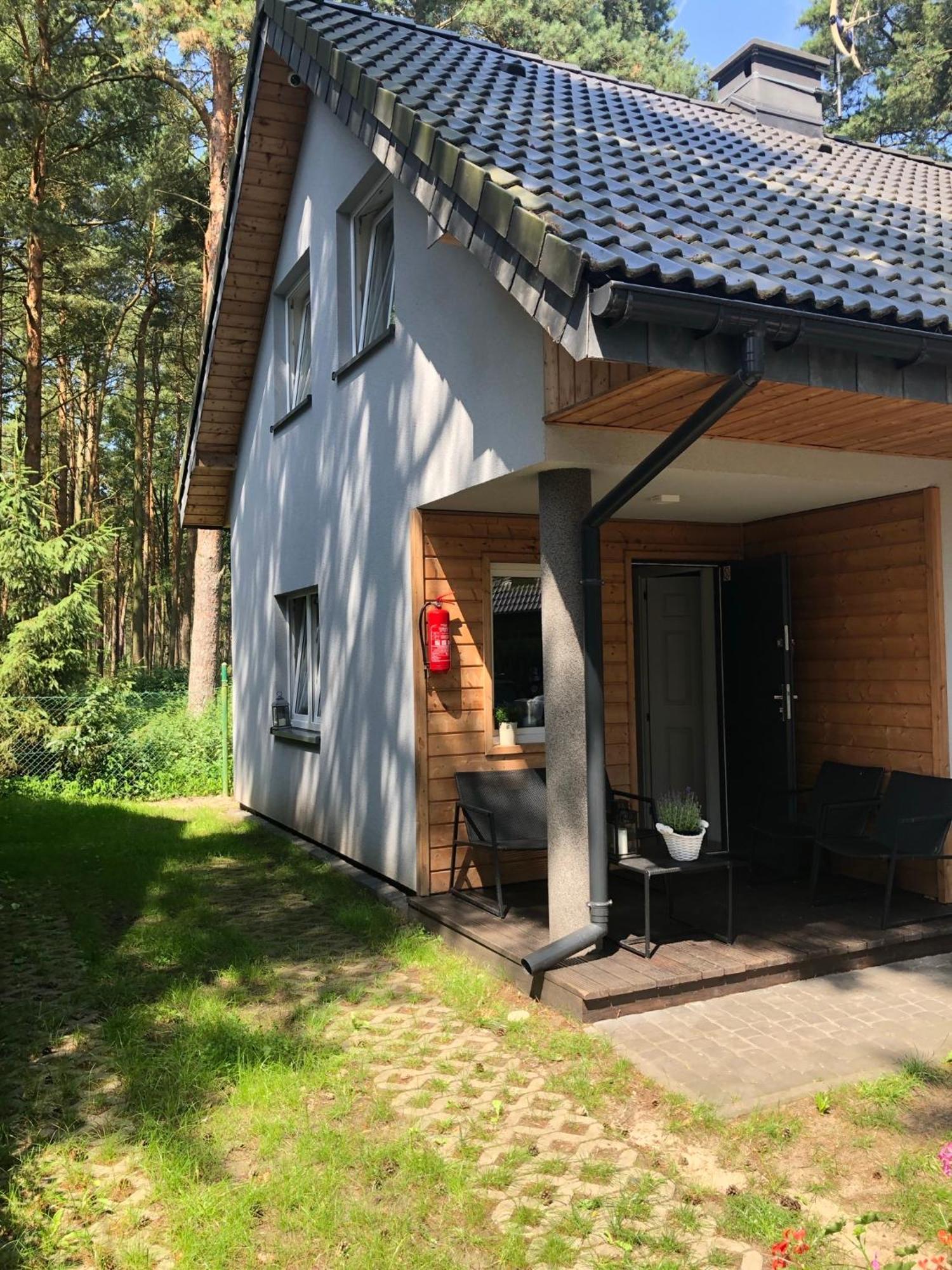 Domek Pod Lasem Погожелица Экстерьер фото